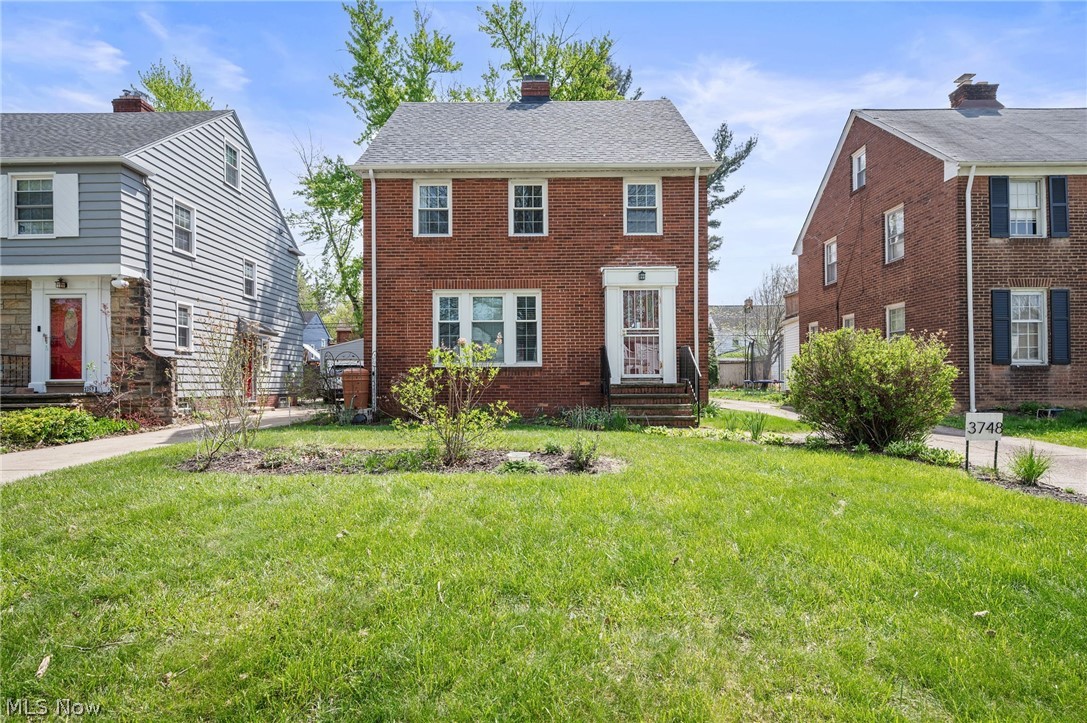 3748 Berkeley Road Cleveland Heights, OH 44118 - Photo 1 of 39 Gallery Image 1