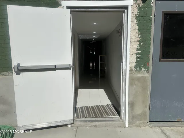 $2,000 | Clifton Avenue, Lakewood, NJ 08701