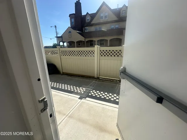 $2,000 | Clifton Avenue, Lakewood, NJ 08701