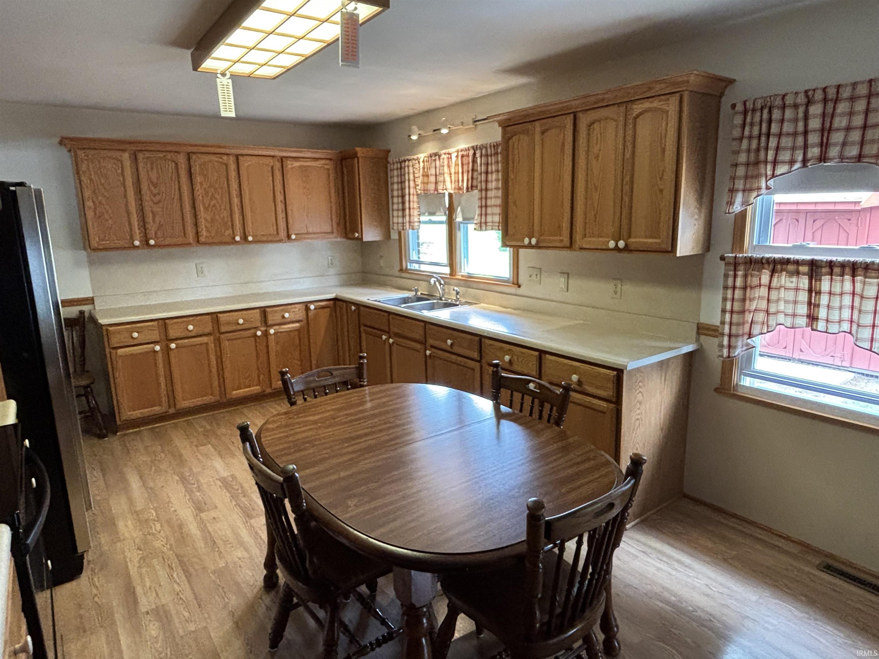 307 White Church Road Princeton, IN 47670 - Photo 5 of 20