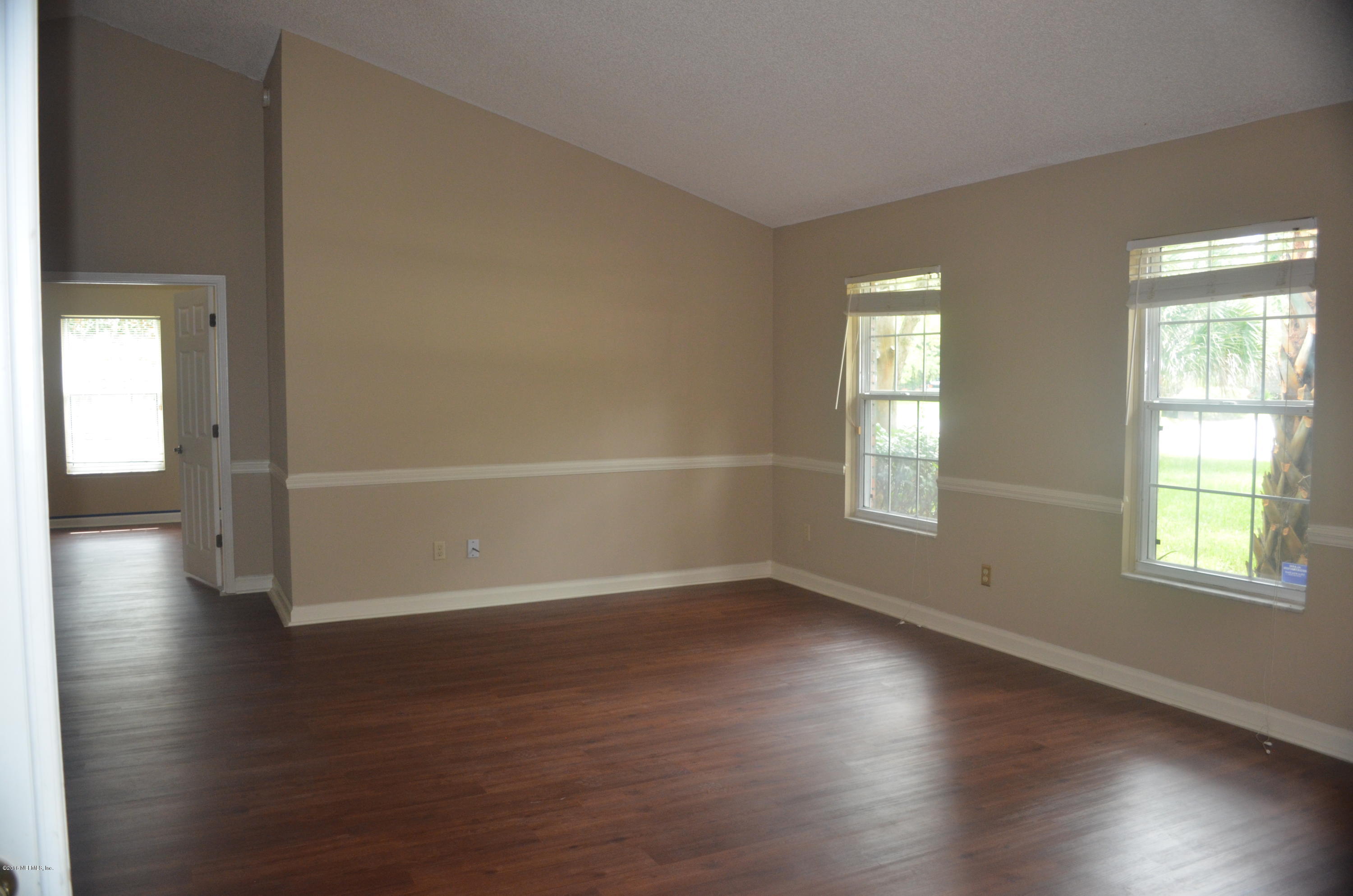 1008 Larkspur Loop St. Johns, FL 32259 - Photo 5 of 15 LIVING ROOM 2