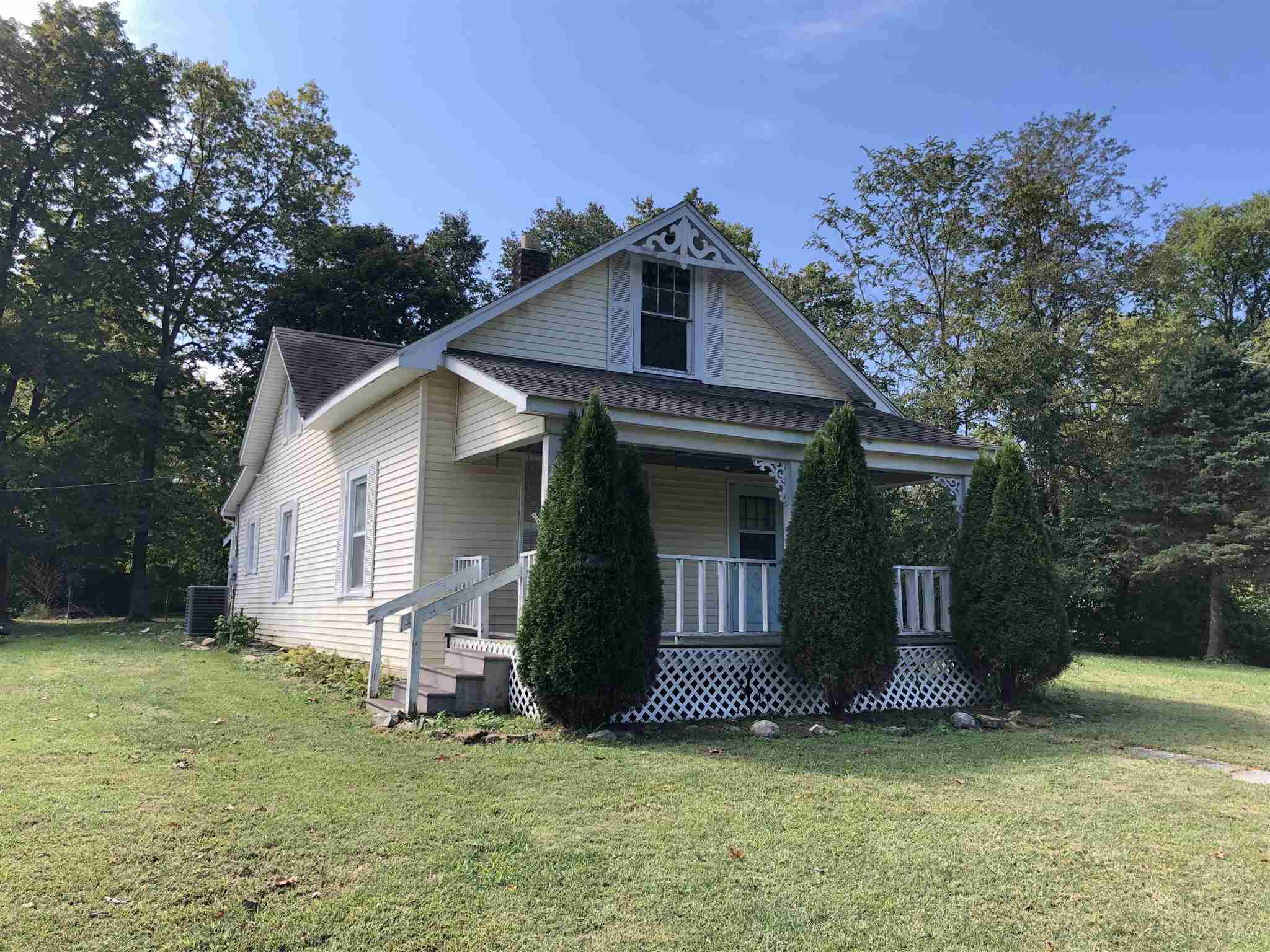1083 Coxton Road Bedford, IN 47421 - Photo 1 of 13