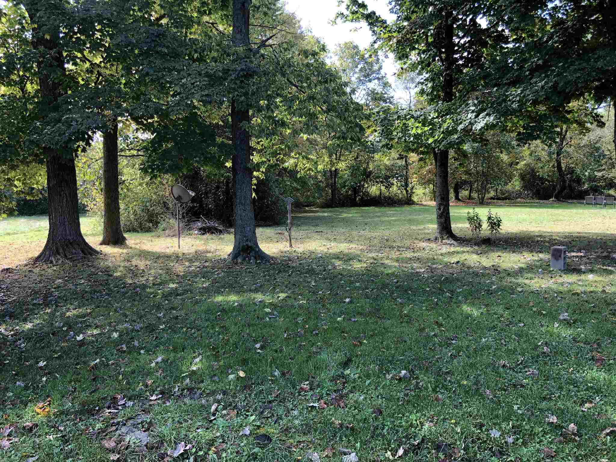 1083 Coxton Road Bedford, IN 47421 - Photo 2 of 13
