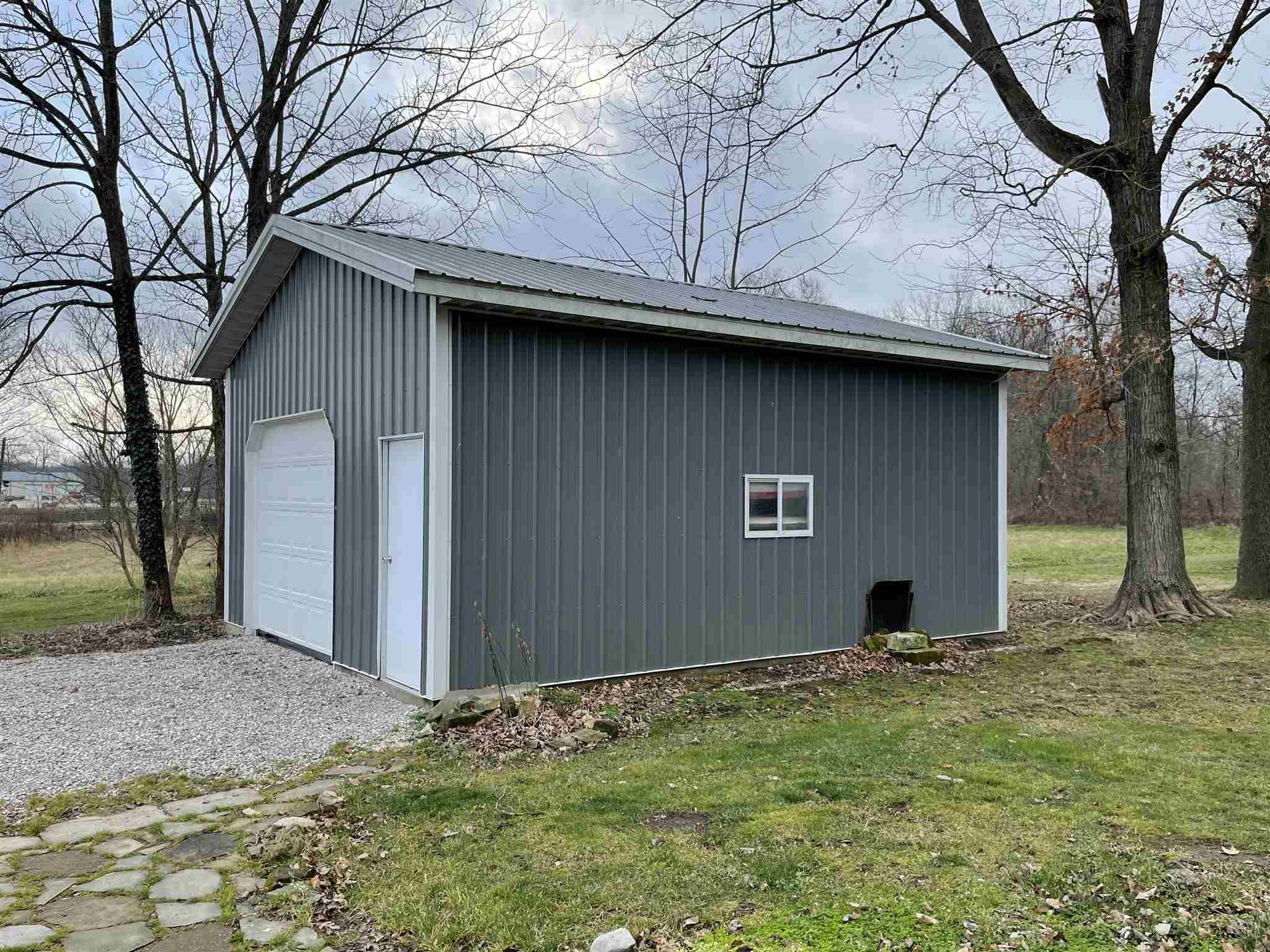 1083 Coxton Road Bedford, IN 47421 - Photo 11 of 13