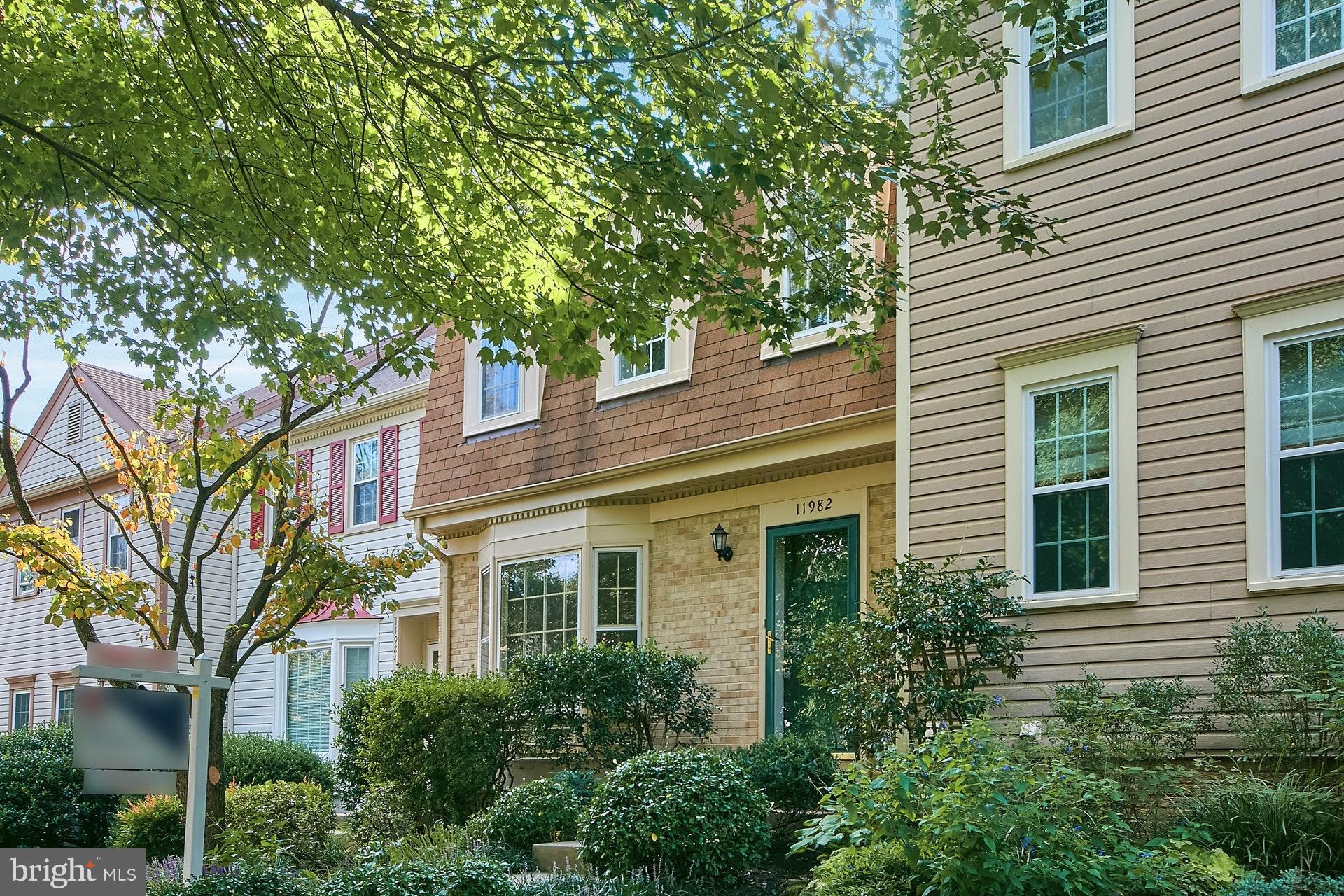 11982 Sentinel Point Court Reston, VA 20191 - Photo 2 of 28 Welcome Home