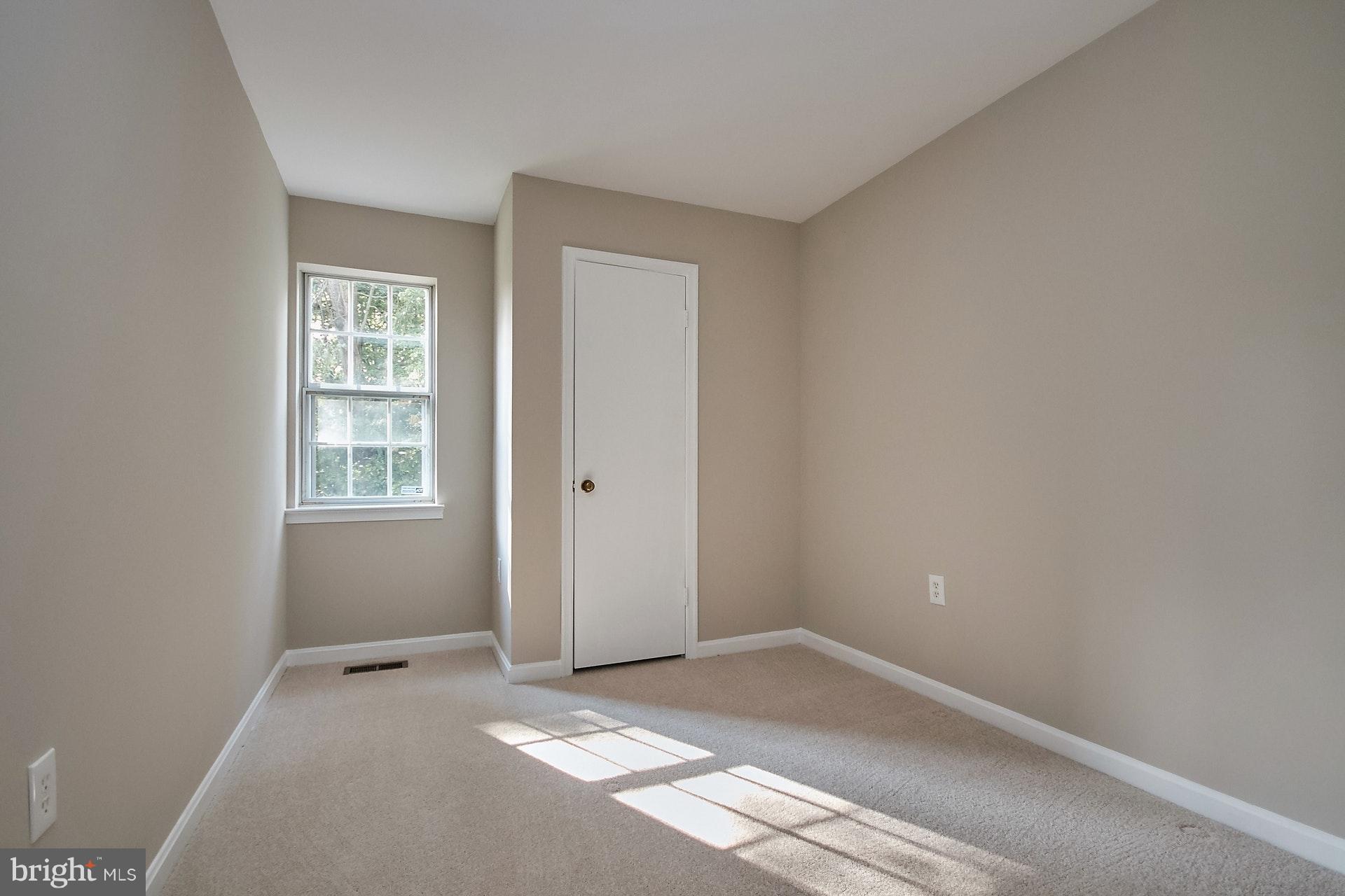 11982 Sentinel Point Court Reston, VA 20191 - Photo 19 of 28 Third Bedroom