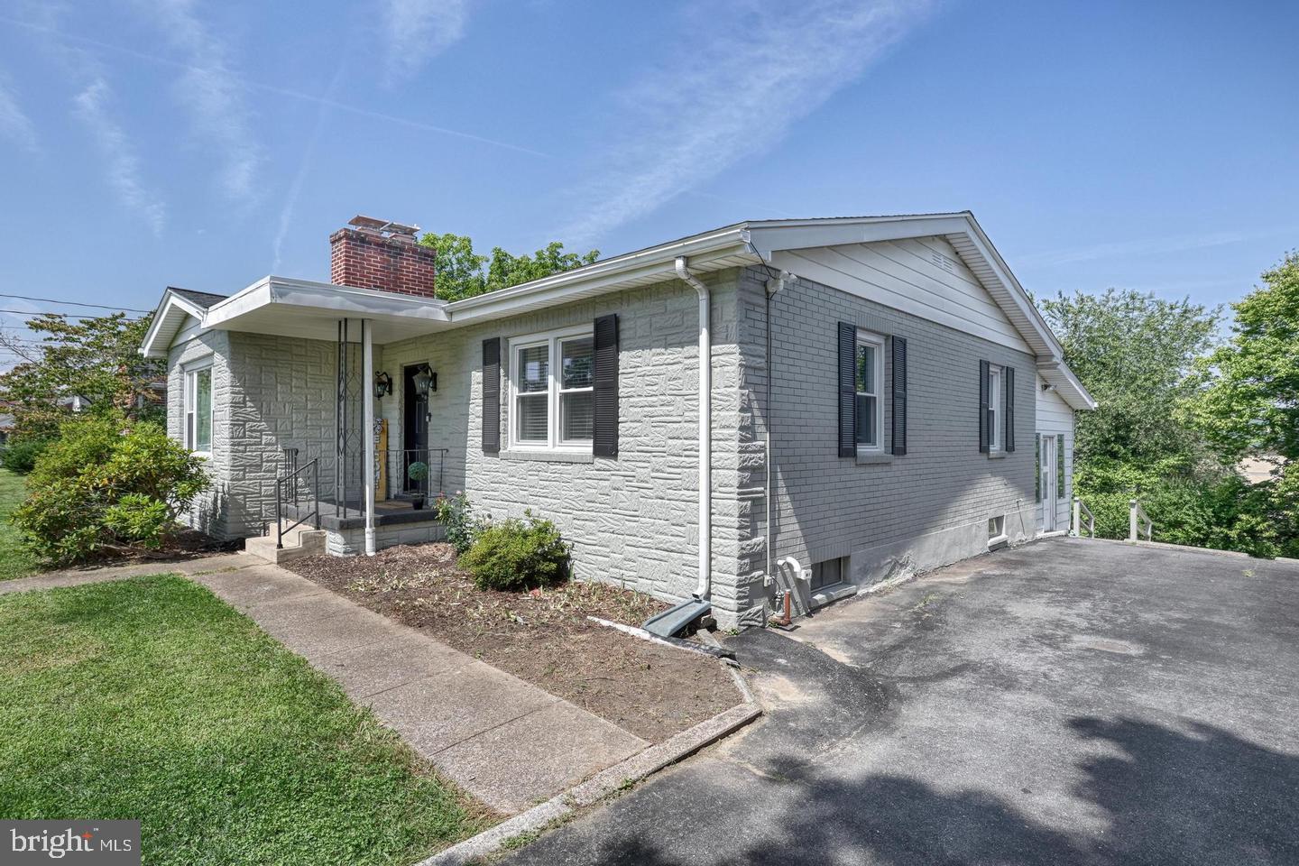 3614 Colonial Road Harrisburg, PA 17109 - Photo 29 of 37 Gallery Image 29
