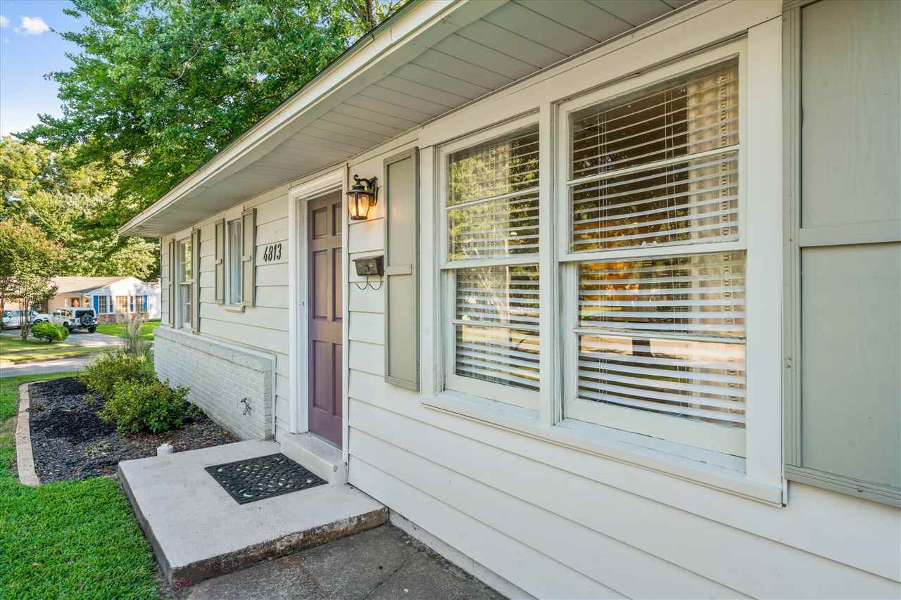 4813 Helene Road Memphis, TN 38117 - Photo 2 of 22