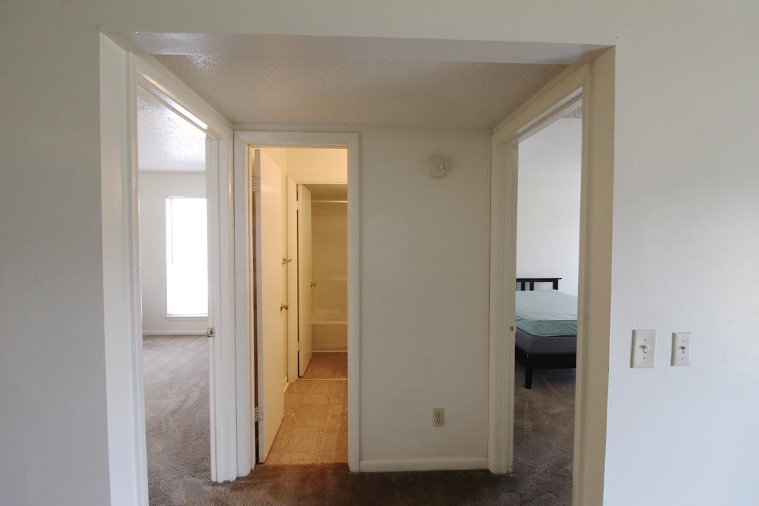 1372 Hunters Road, Unit C Harrisonburg, VA 22801 - Photo 12 of 13 Gallery Image 12