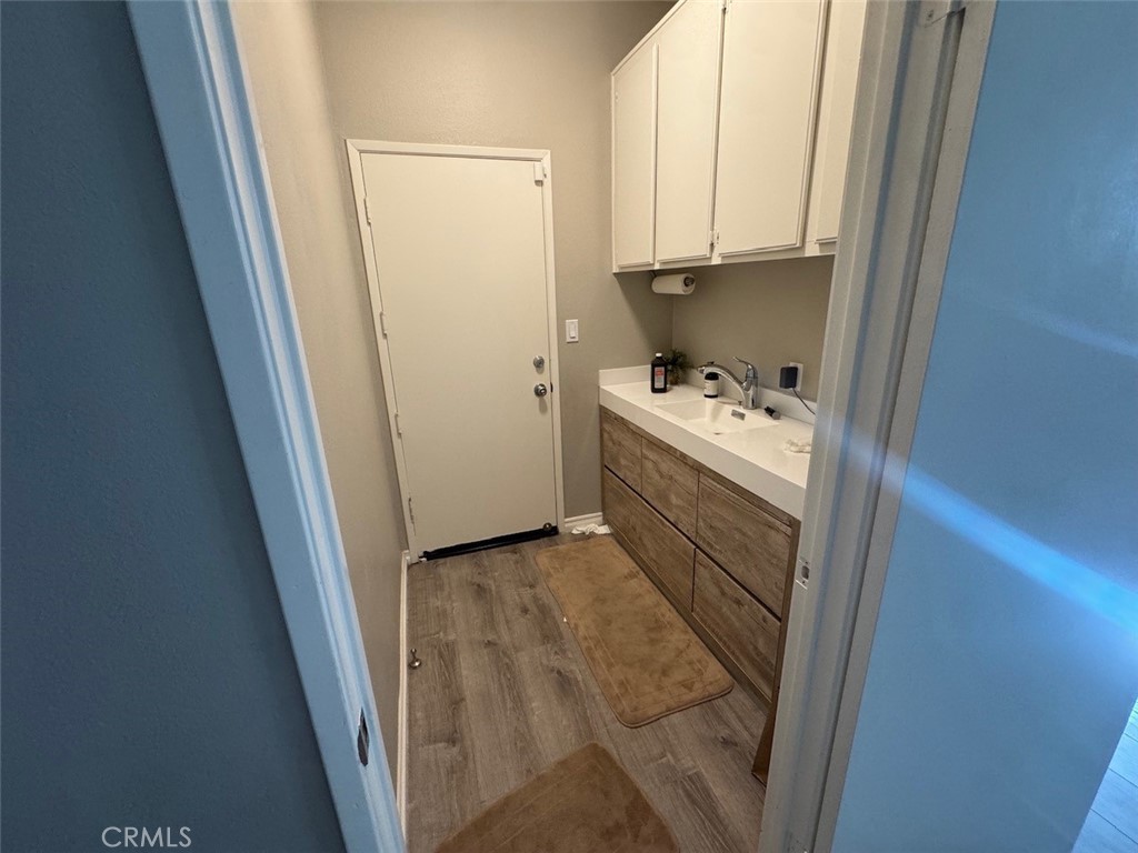 1059 Silvercreek Road Corona, CA 92882 - Photo 17 of 54