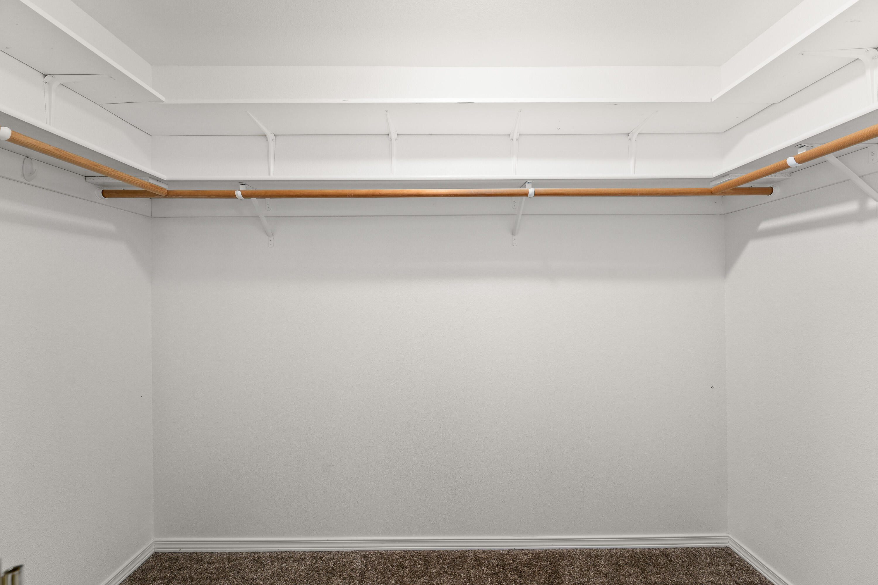 335 Cornett Lane Cave Junction, OR 97523 - Photo 23 of 55 Walkin Closet