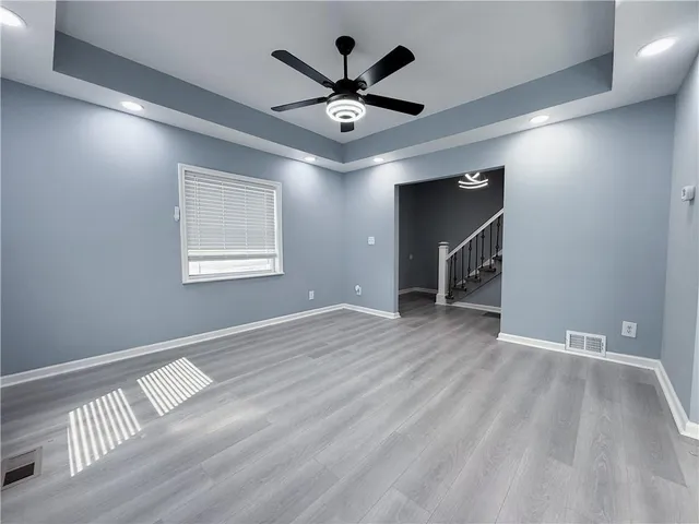 $295,000 | 4121 Woodland Avenue, Kansas City, MO 64110