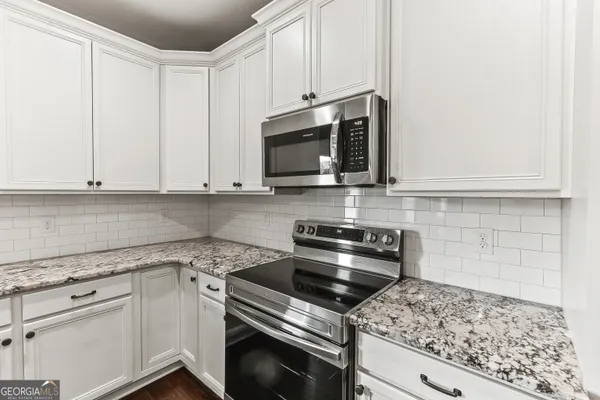 $349,900 | 203 Amberley Court, Kathleen, GA 31047