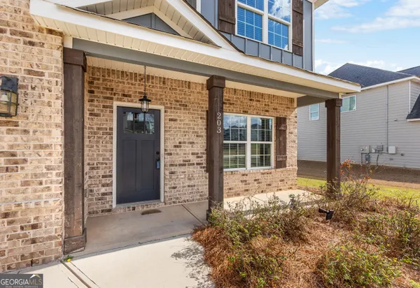 $349,900 | 203 Amberley Court, Kathleen, GA 31047