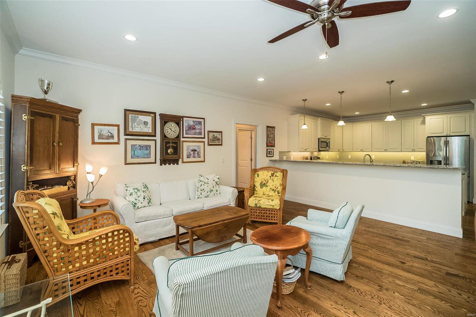 737 Dougherty Ferry Road St. Louis, MO 63122 - Photo 18 of 48