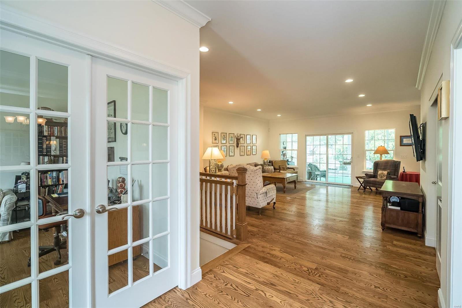 737 Dougherty Ferry Road St. Louis, MO 63122 - Photo 6 of 48