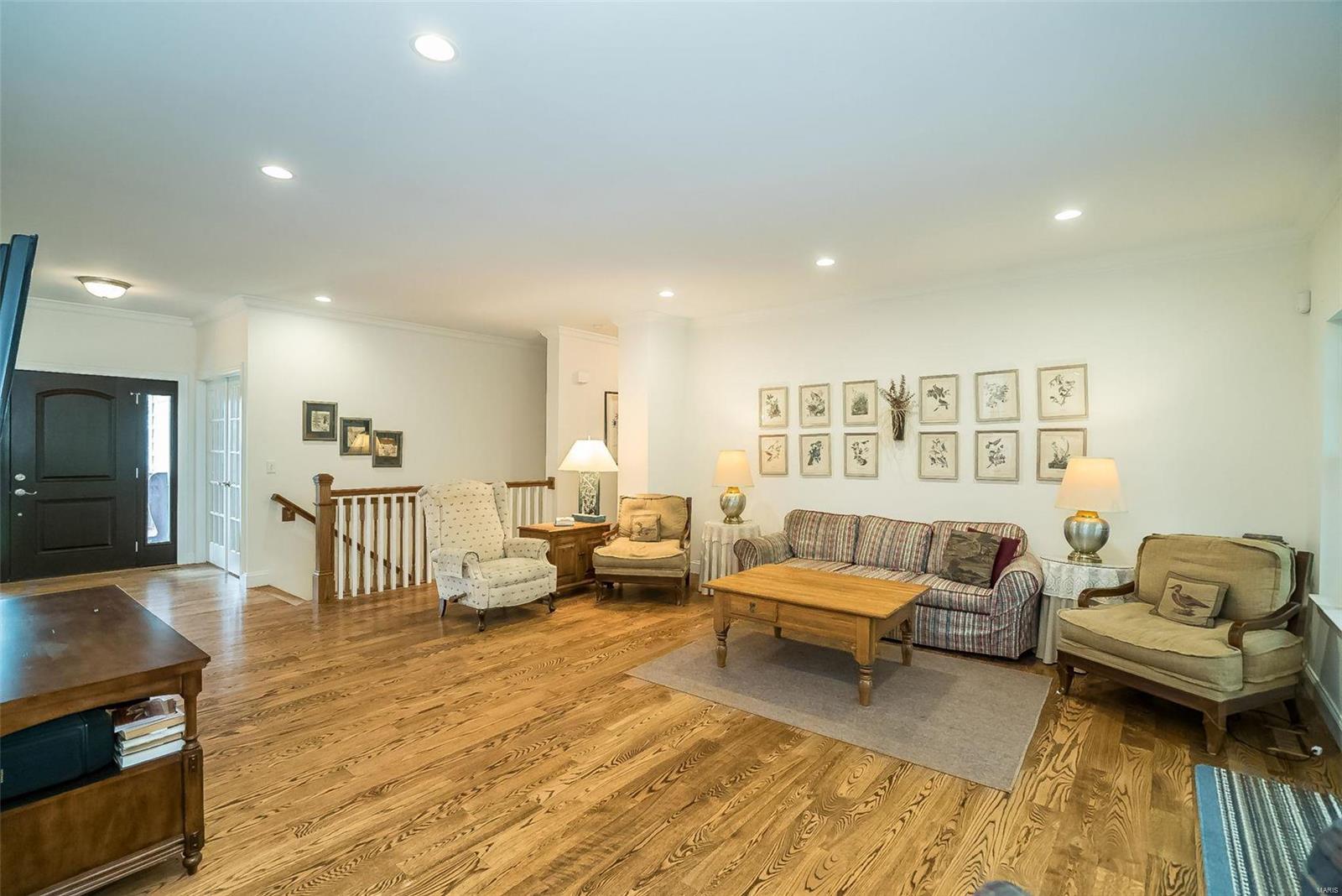 737 Dougherty Ferry Road St. Louis, MO 63122 - Photo 9 of 48