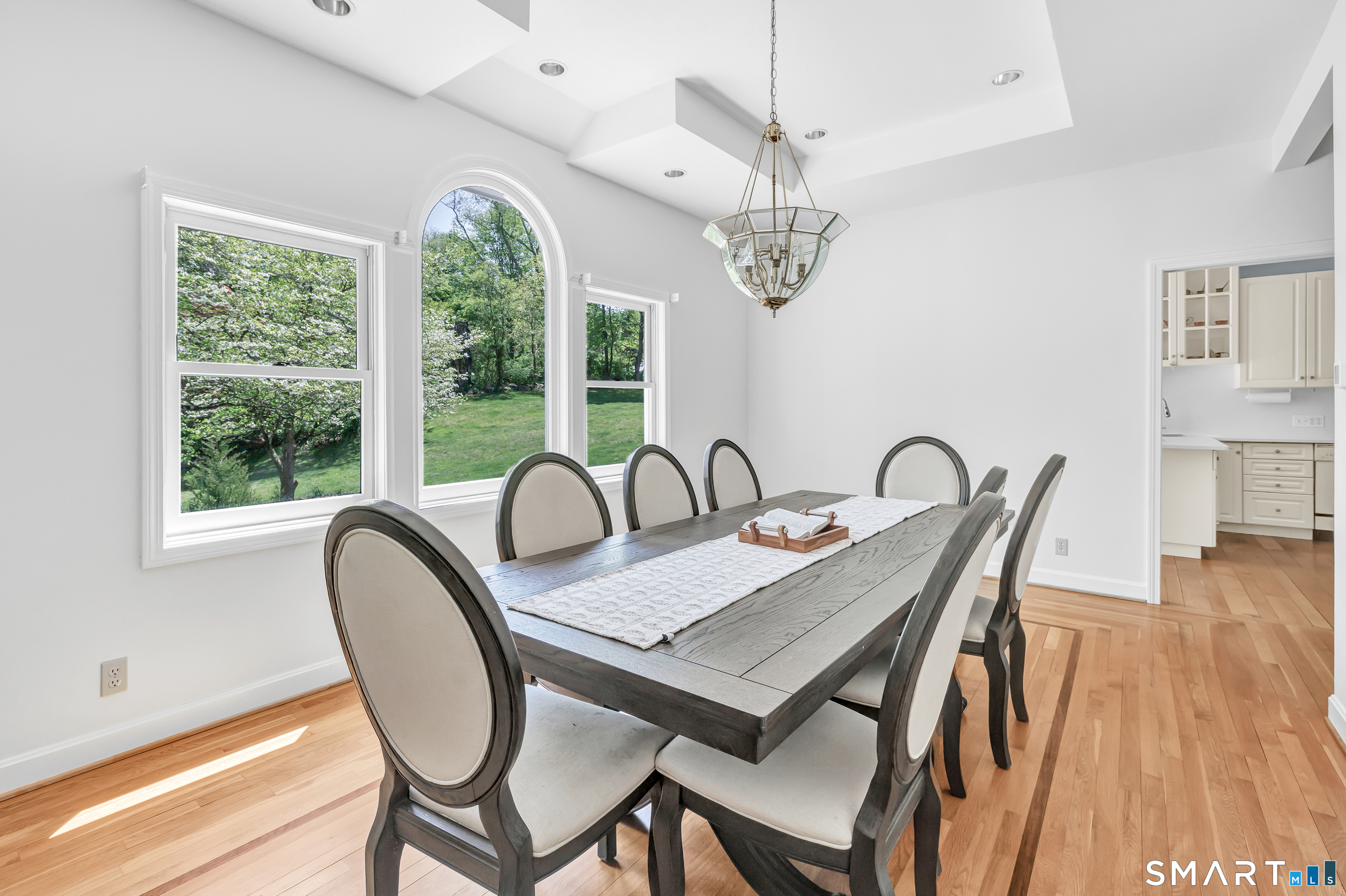 121 Picketts Ridge Road Redding, CT 06896 - Photo 8 of 40