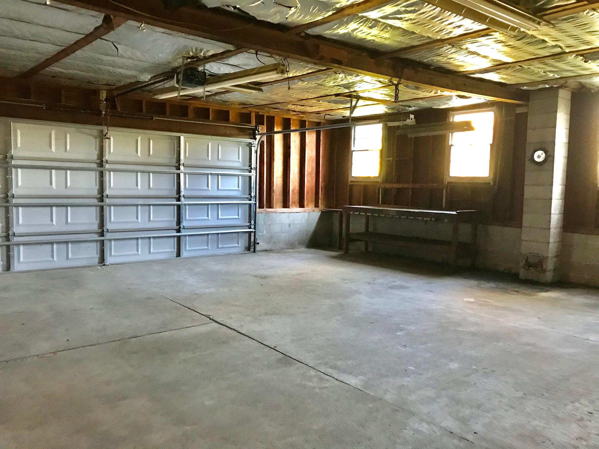 3771 Lorenson Road Muskegon, MI 49445 - Photo 17 of 24 Garage