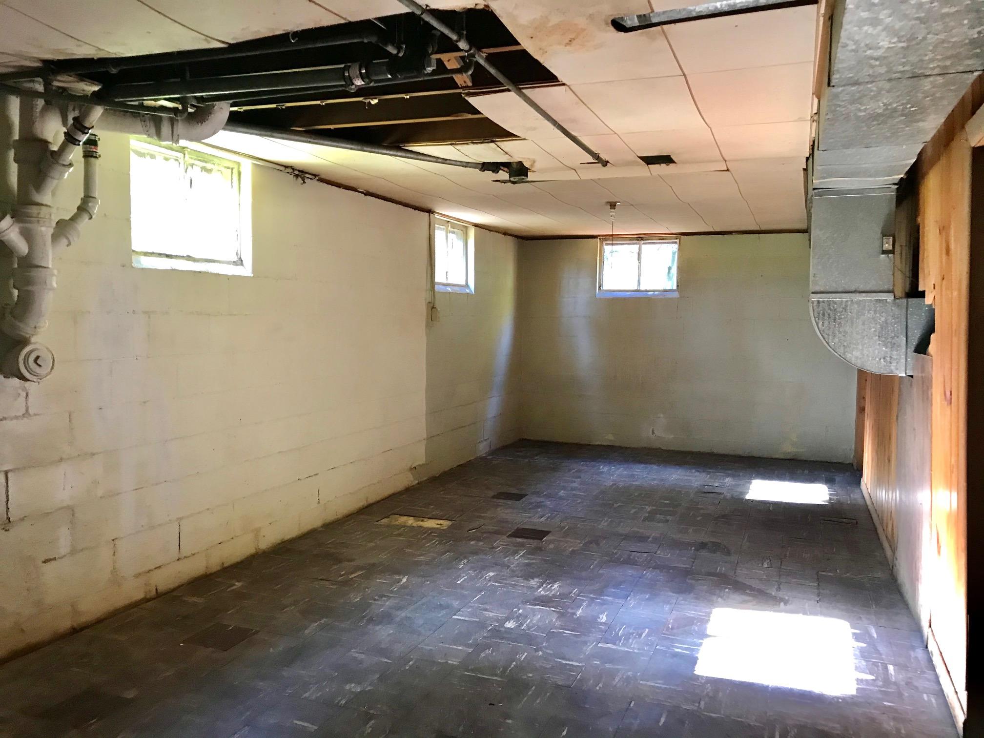 3771 Lorenson Road Muskegon, MI 49445 - Photo 19 of 24 Basement