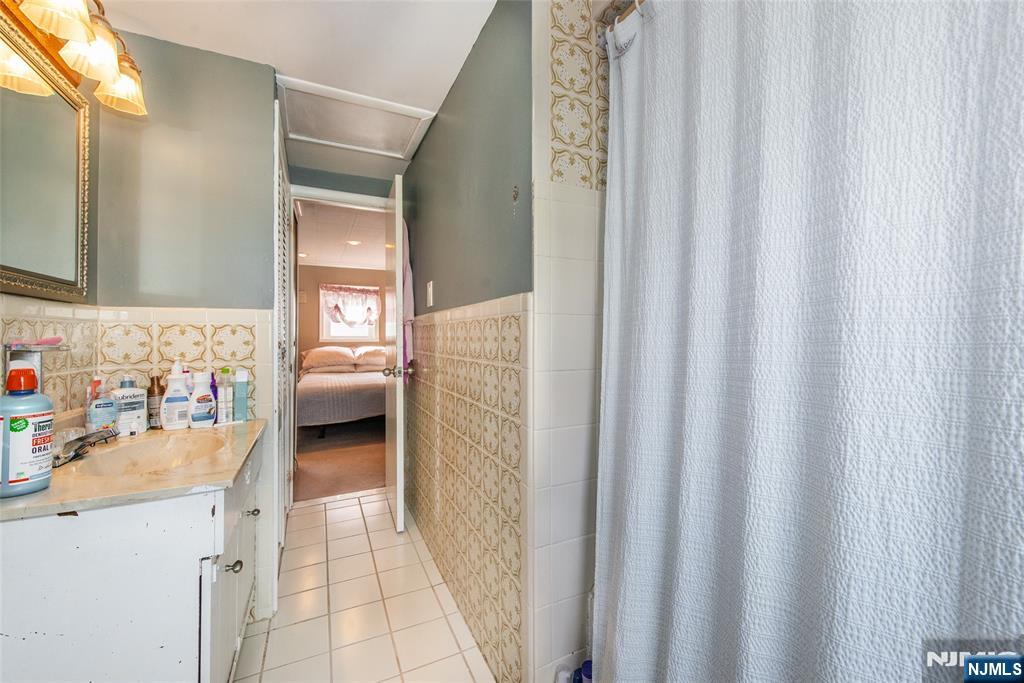 108 Walnut Street Bloomfield, NJ 07003 - Photo 21 of 32