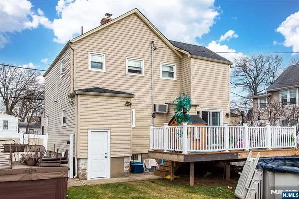 $530,000 | 108 Walnut Street, Bloomfield, NJ 07003
