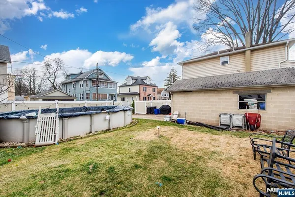 $530,000 | 108 Walnut Street, Bloomfield, NJ 07003