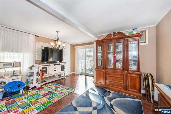 $530,000 | 108 Walnut Street, Bloomfield, NJ 07003