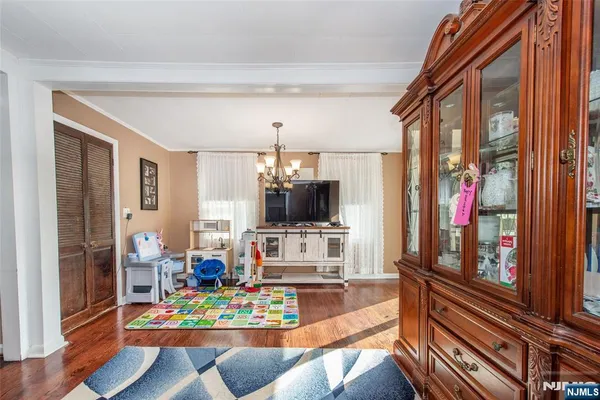 $530,000 | 108 Walnut Street, Bloomfield, NJ 07003