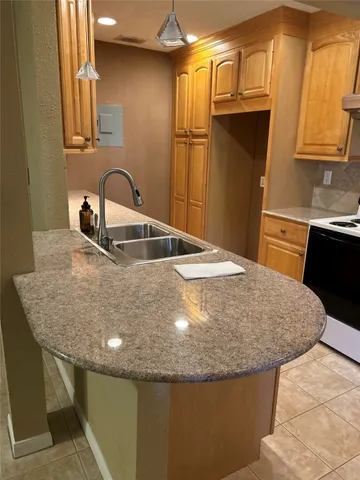 a close view of sink