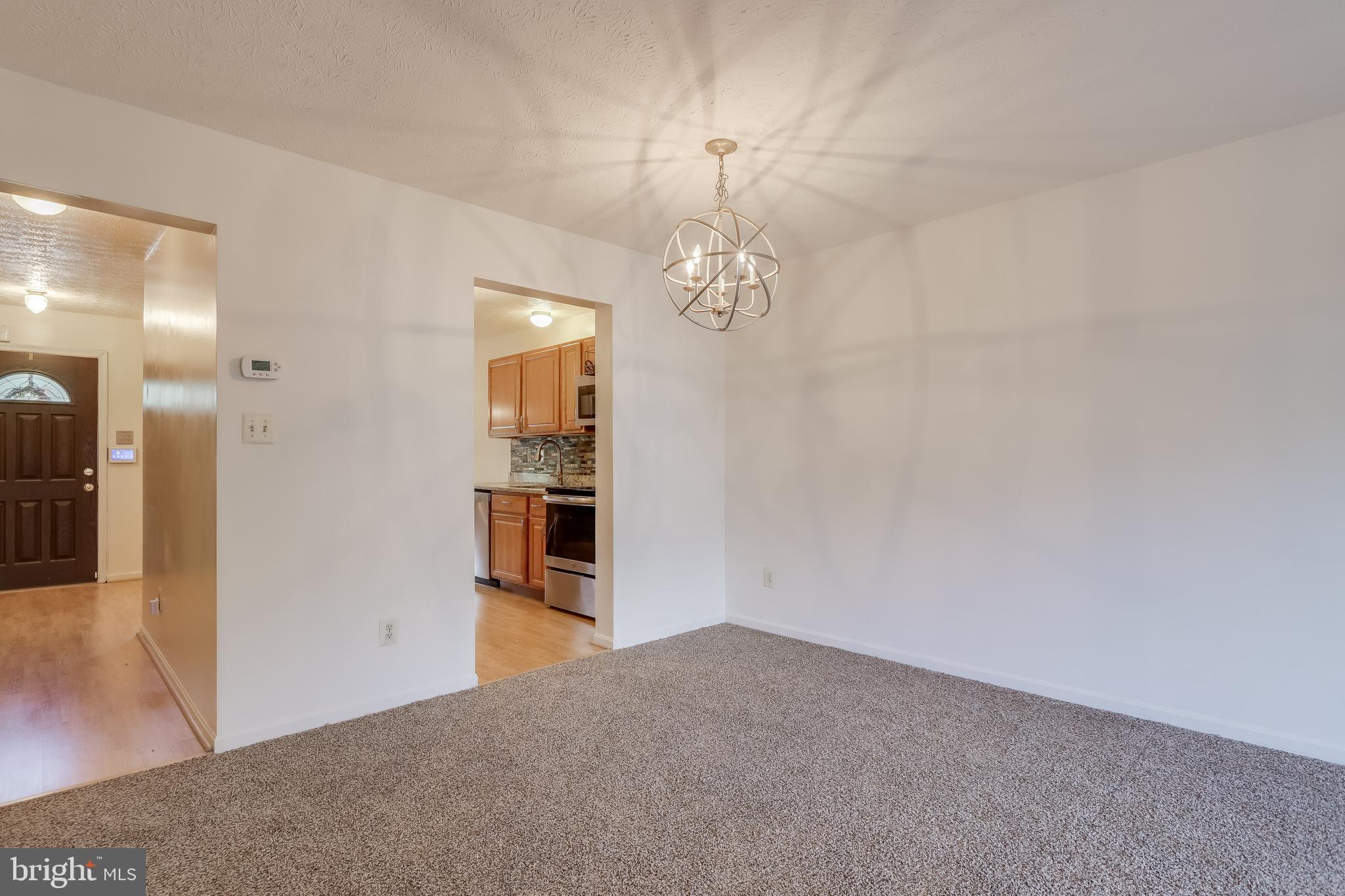 3910 Tidewood Road Baltimore, MD 21220 - Photo 12 of 38 Living Room
