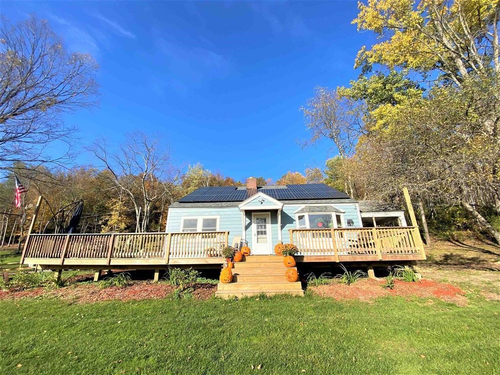 604 Tinkham Road Shaftsbury, VT 05262 - Photo 2 of 29 Gallery Image 2