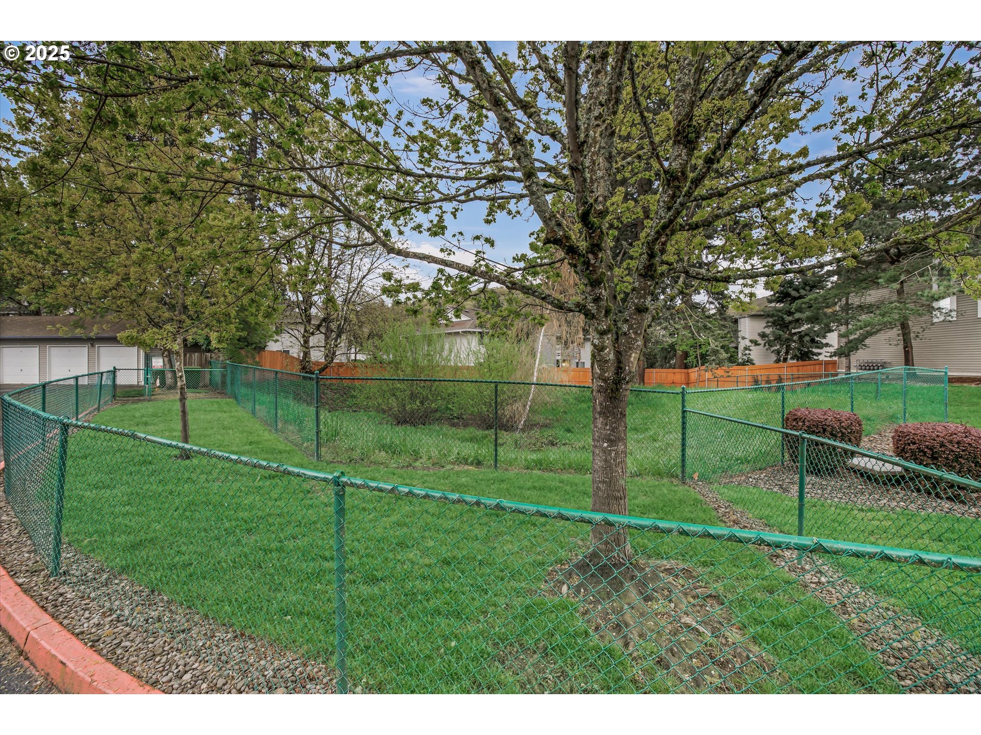 4686 West Powell Boulevard, Unit 241 Gresham, OR 97030 - Photo 36 of 44 a view of a park