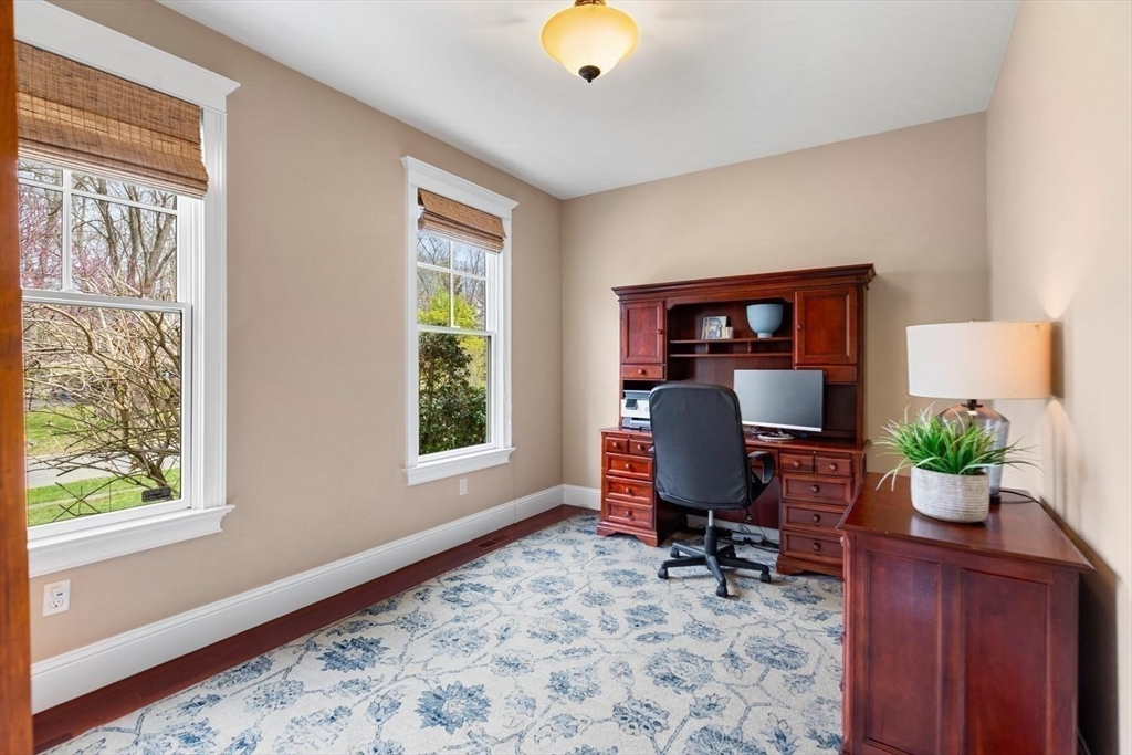 19 Douglas Road Lexington, MA 02420 - Photo 19 of 35 Gallery Image 19