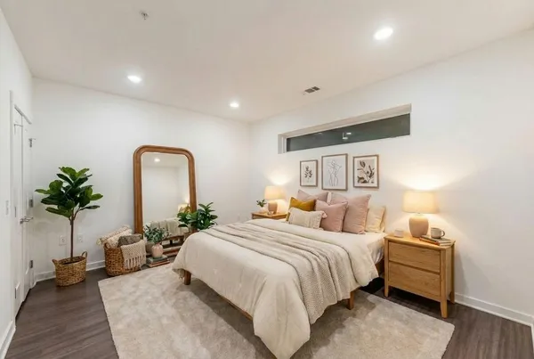 $300,000 | 4361 South Congress Avenue, Unit 309, Austin, TX 78745