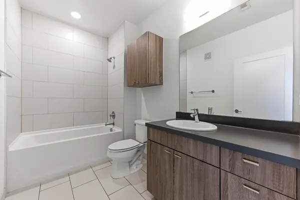 $300,000 | 4361 South Congress Avenue, Unit 309, Austin, TX 78745