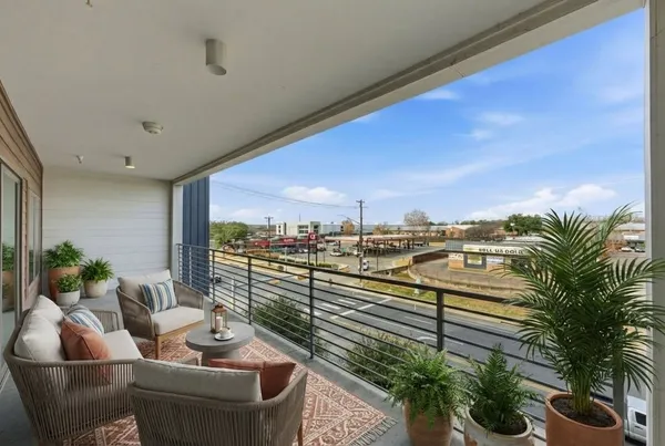 $300,000 | 4361 South Congress Avenue, Unit 309, Austin, TX 78745