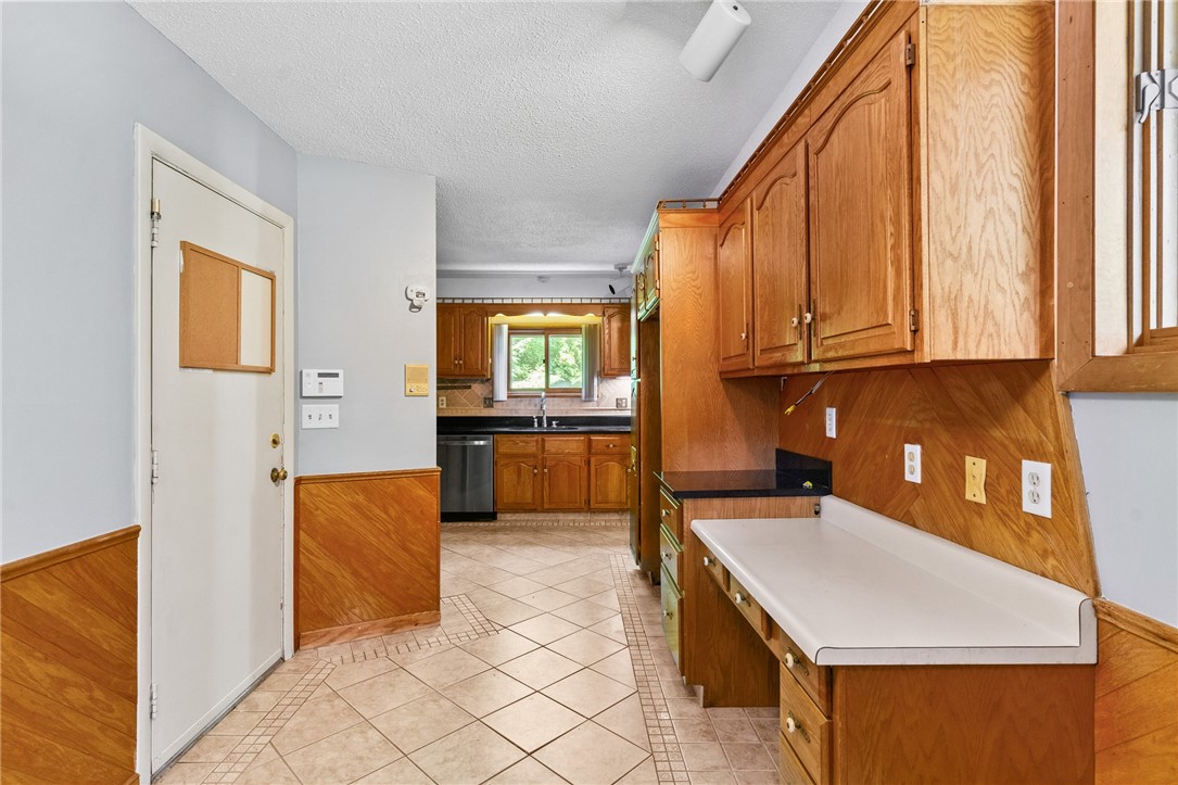 24 Tally Ho Road Cumberland, RI 02864 - Photo 21 of 50