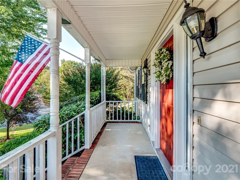 1396 Mistletoe Ridge Place Northwest Concord, NC 28027 - Photo 3 of 26 Gallery Image 3