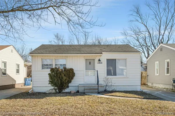 $139,900 | 24840 Lauren Avenue, Warren, MI 48089