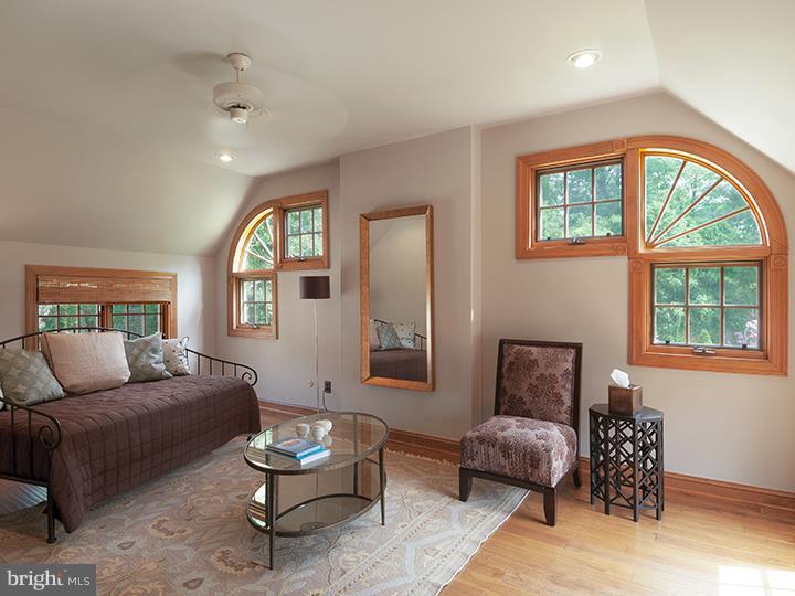 935 Summit Road Penn Valley, PA 19072 - Photo 15 of 25