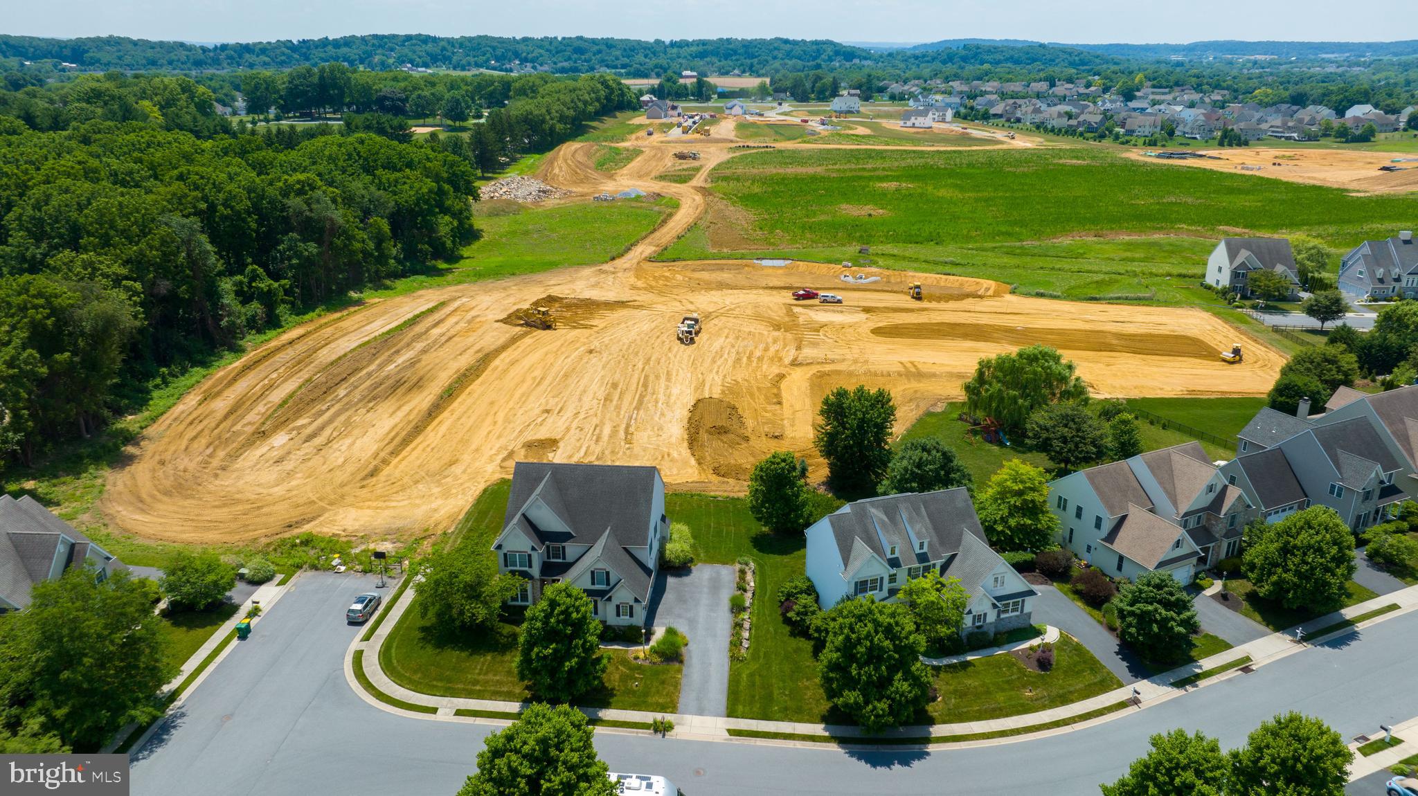 295 Millpond Drive Lititz, PA 17543 - Photo 3 of 11 Parkside Phase 5, Manheim Township, Lititz