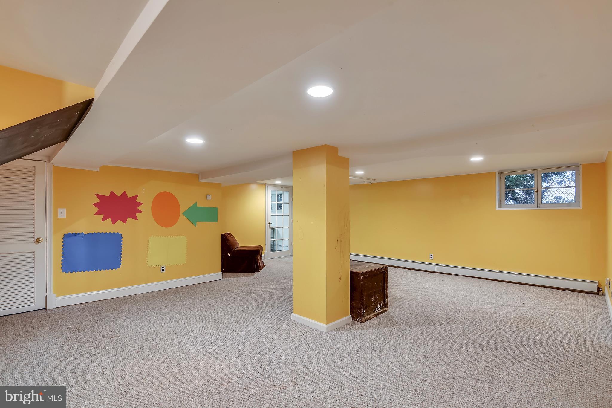 501 Hawthorn Road Baltimore, MD 21210 - Photo 24 of 30 a view of a big room with painted walls