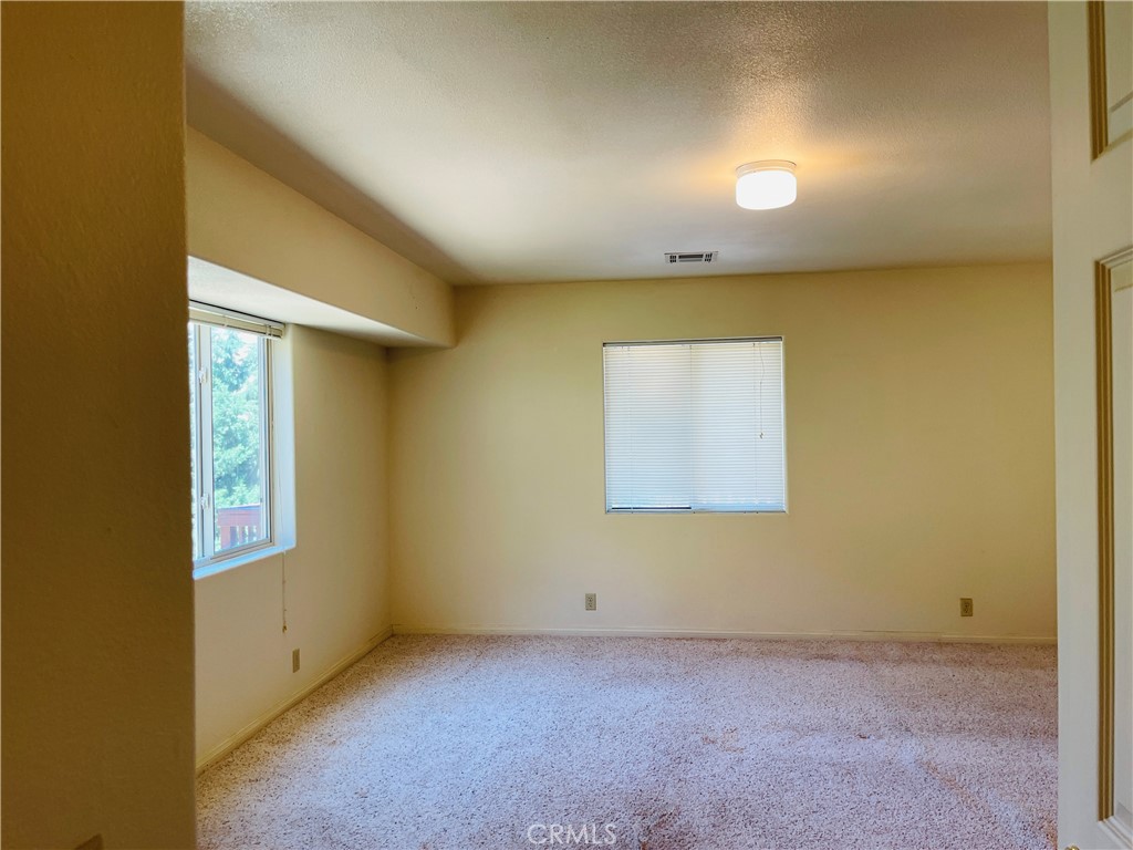 808 Circle Lebec, CA 93243 - Photo 25 of 42 Primary Bedroom First Floor