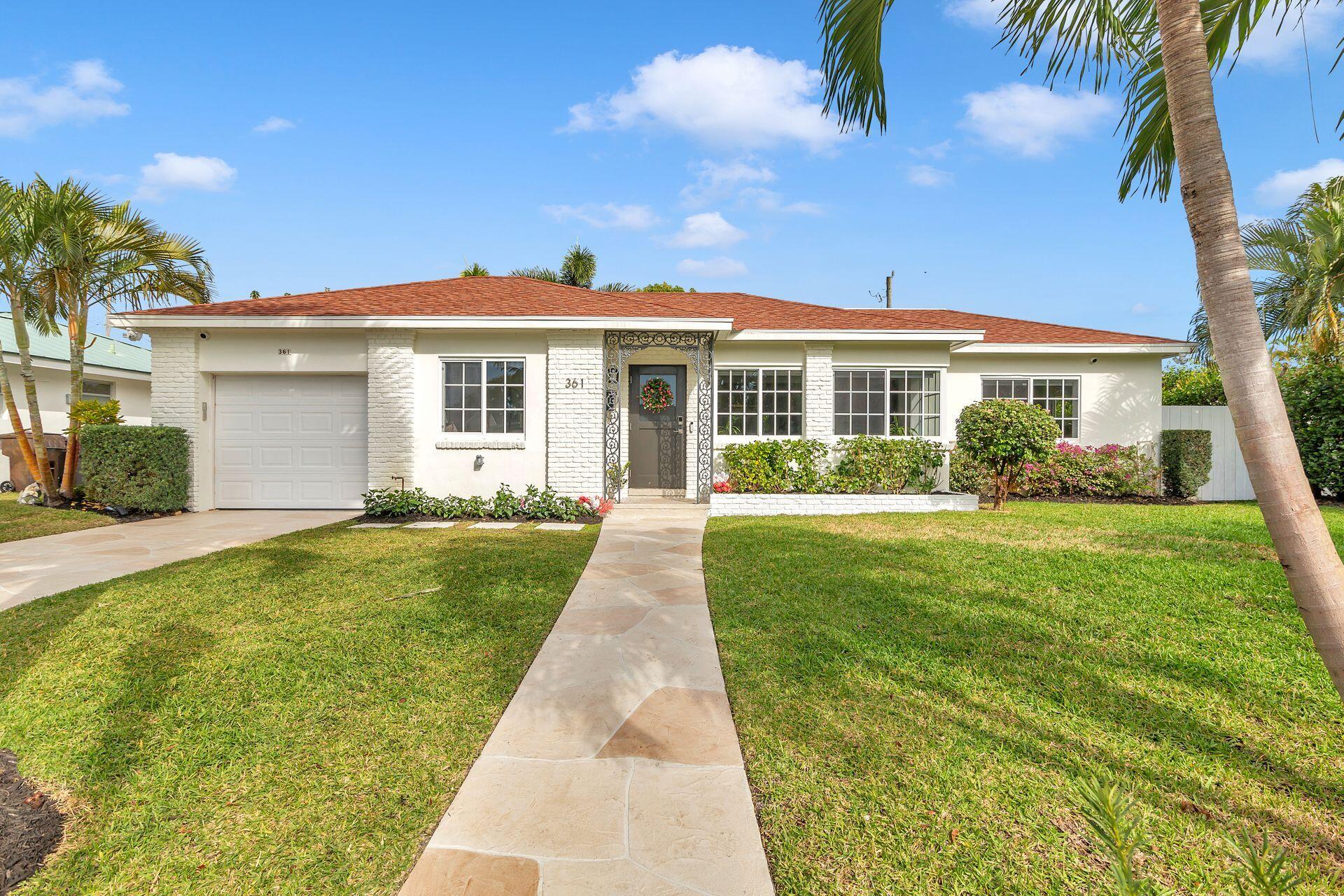 361 Franklin Road West Palm Beach, FL 33405 - Photo 1 of 31 5