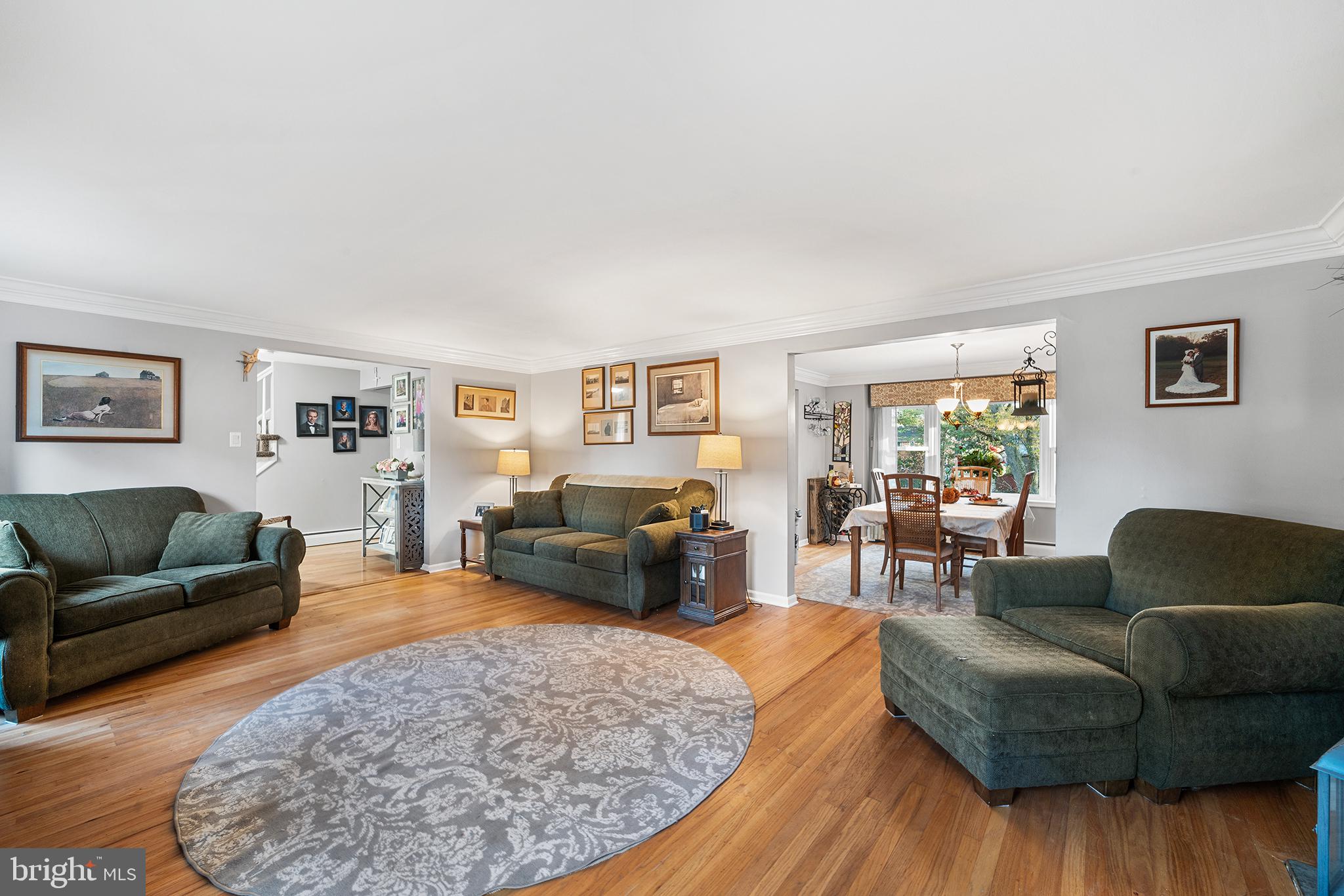 4 Waterford Way Wallingford, PA 19086 - Photo 4 of 43 Gallery Image 4