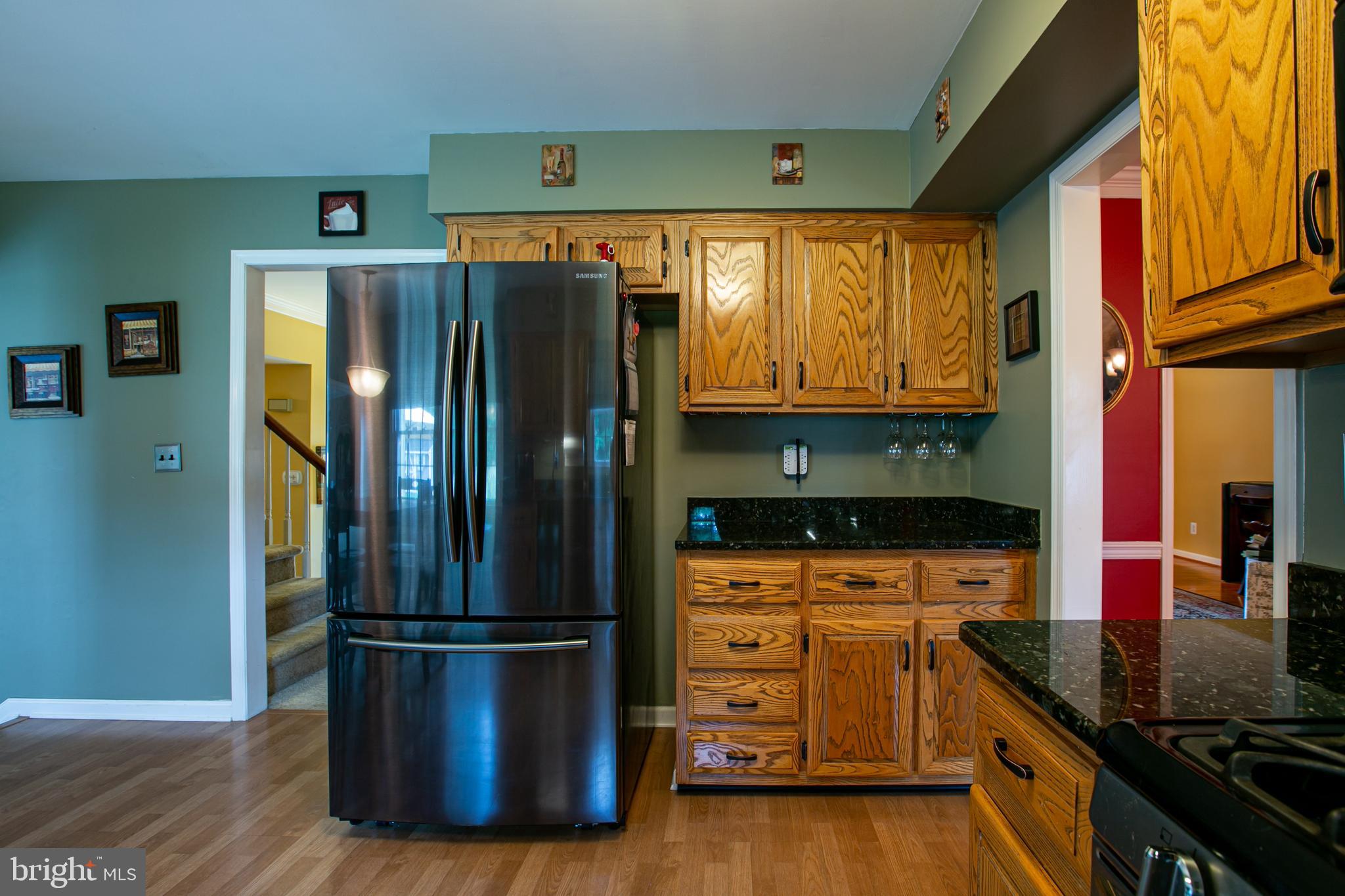 98 Peter Rafferty Drive Hamilton, NJ 08690 - Photo 13 of 33