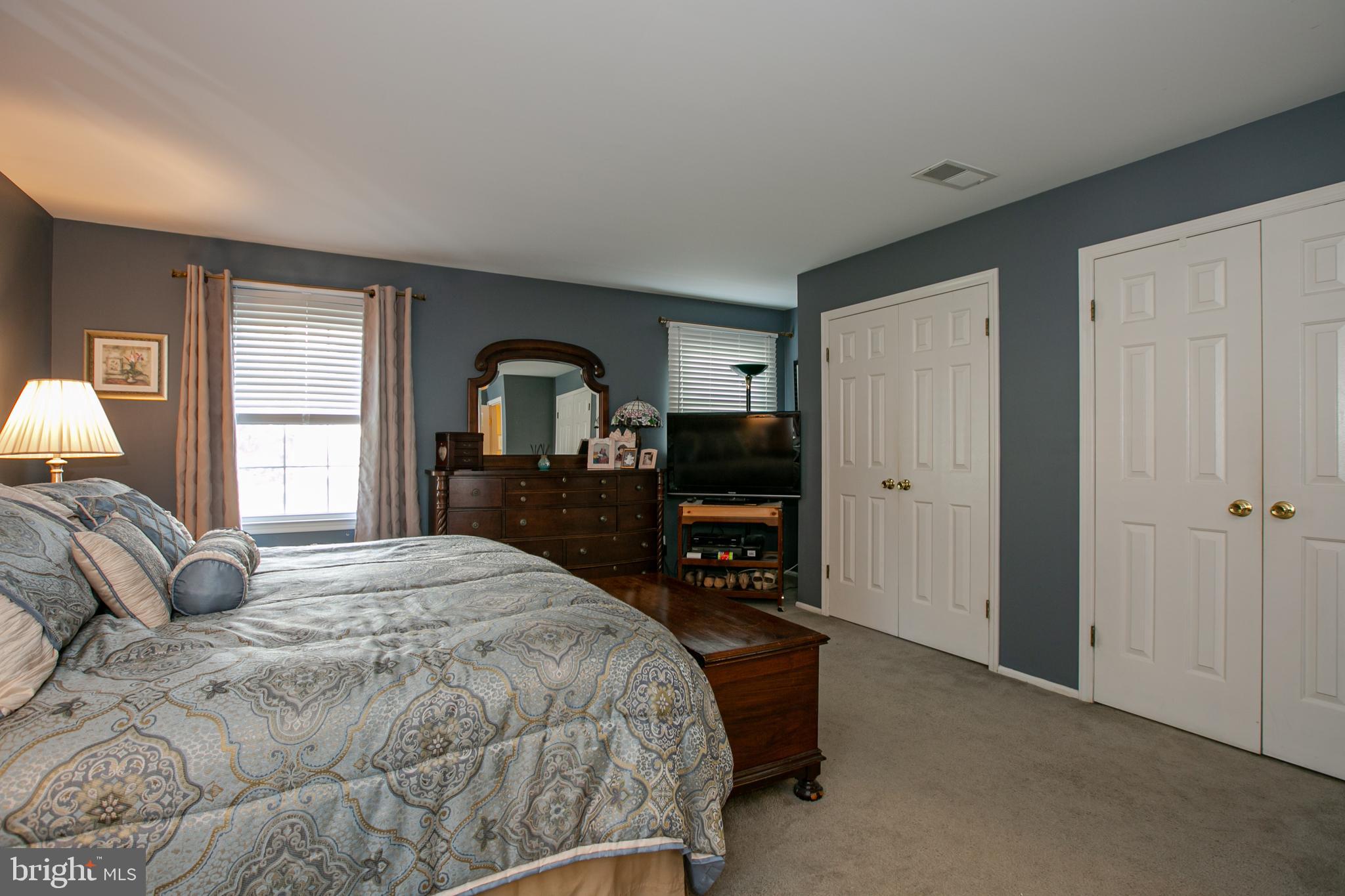 98 Peter Rafferty Drive Hamilton, NJ 08690 - Photo 23 of 33