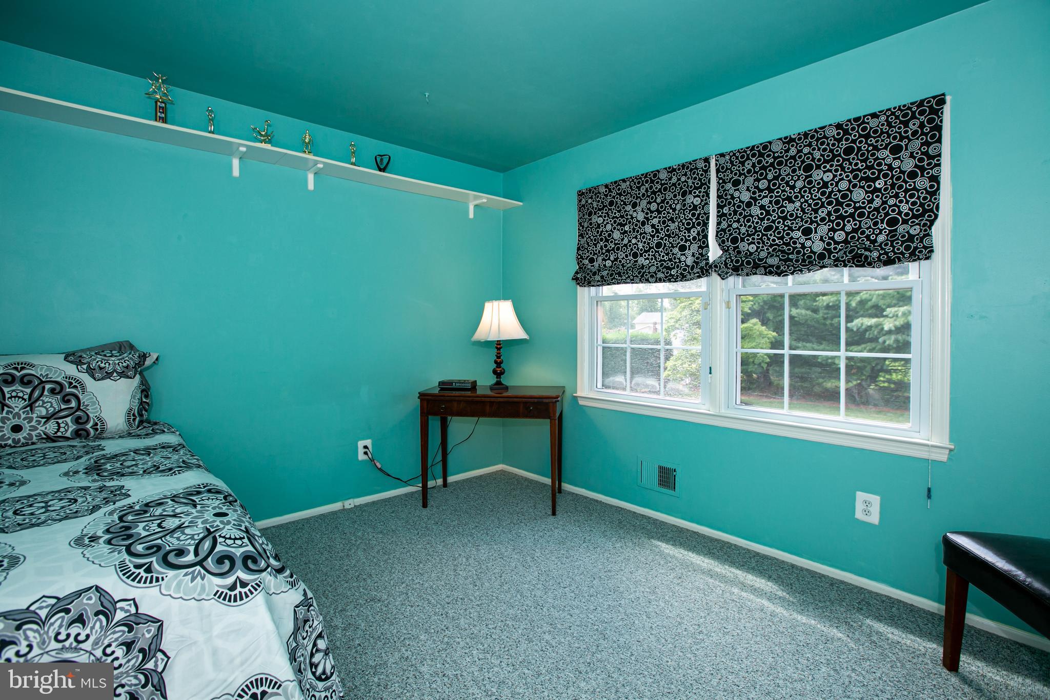 98 Peter Rafferty Drive Hamilton, NJ 08690 - Photo 26 of 33