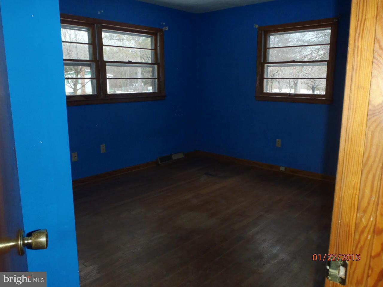 11298 Russell Road Purcellville, VA 20132 - Photo 12 of 16 Bedroom